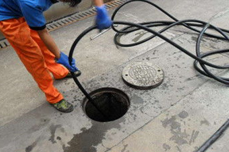 排水管道的疏通-清理排污管